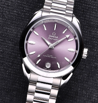 The Replica Omega Lavender Dial Watch with Full Aesthetic Appeal