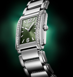 Replica Patek Philippe’s new Twenty~4 series Ref. 4910/1200A-011 stainless steel watch.